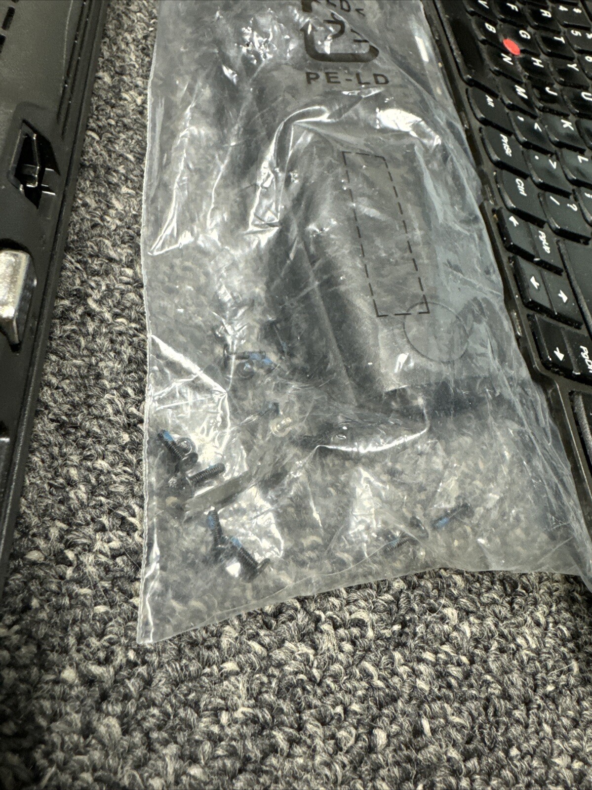 Lenovo ThinkPad E560 Laptop 15,6In Intel Core i7-6500U For Parts Not Working