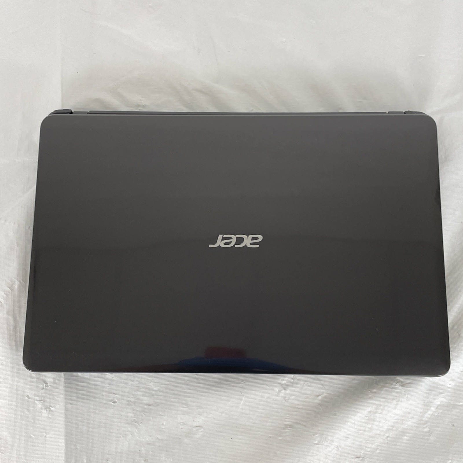 Acer Aspire E1-531 Laptop | Intel Celeron 1005M 1.90GHz | 8GB Ram | NO HD/OS