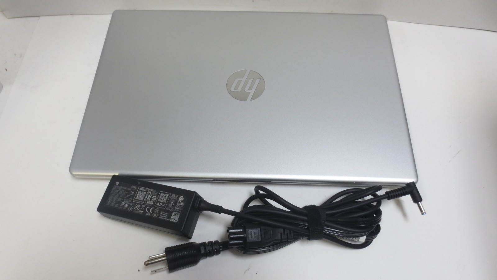 HP Laptop 15-FD0084WM 15.6″ Intel N200 1.0GHz 4GB RAM 128GB SSD win 11
