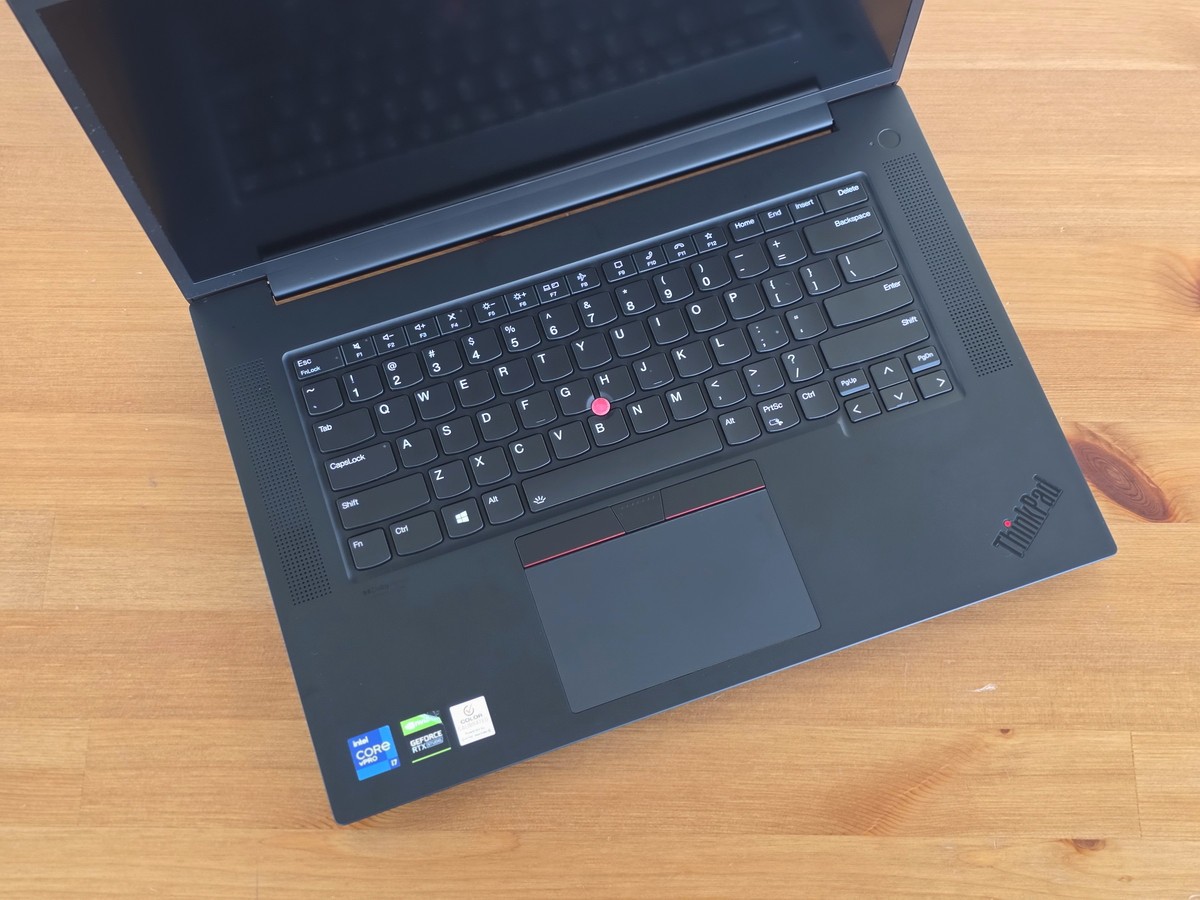 Lenovo ThinkPad X1 Extreme Gen 4 i7-11850H 16″ 4K 3840×2400 32GB NVIDIA RTX 3050
