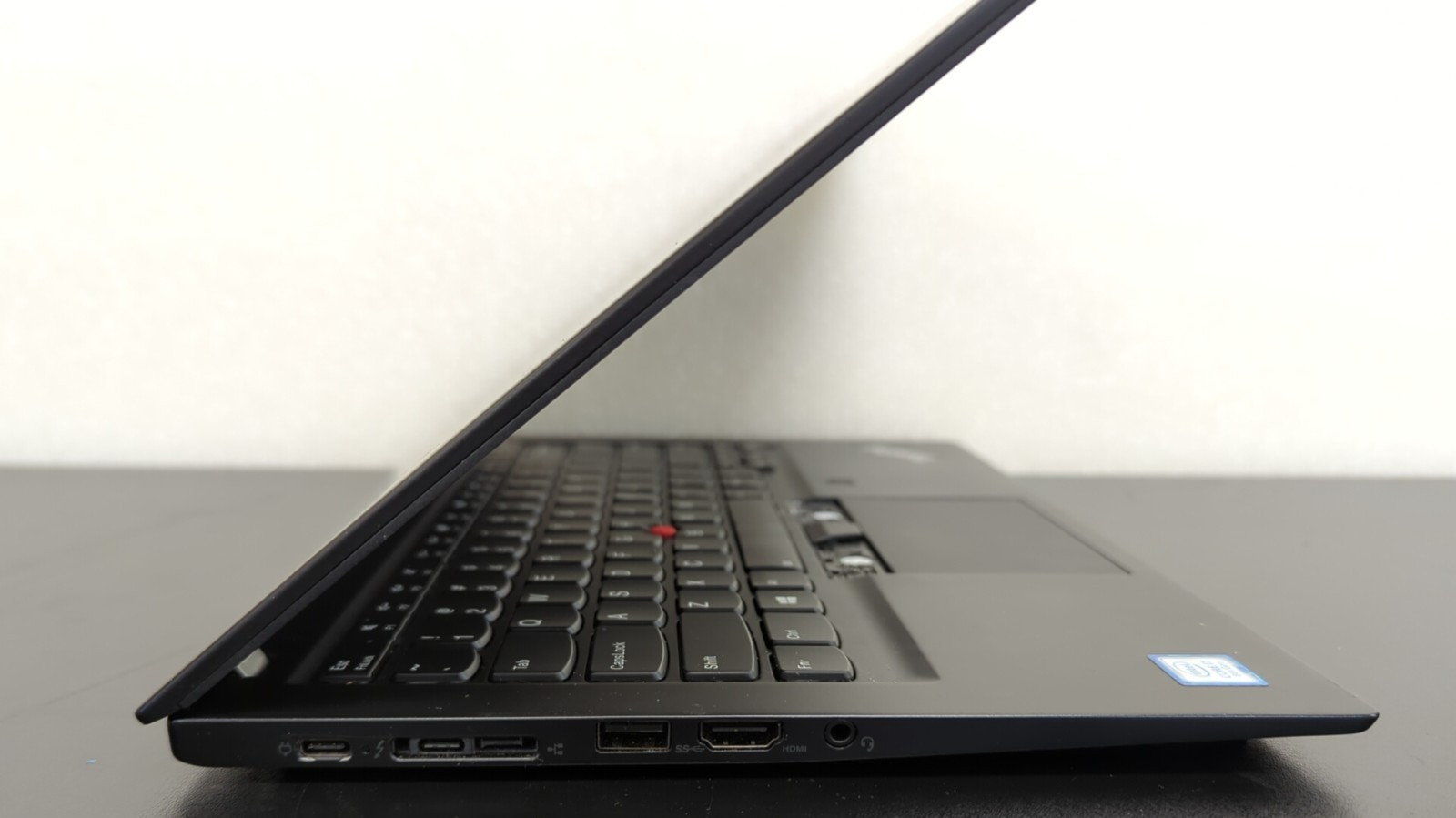 Lenovo ThinkPad T490s | i7-8565U | Touchscreen | 8GB RAM | NO SSD