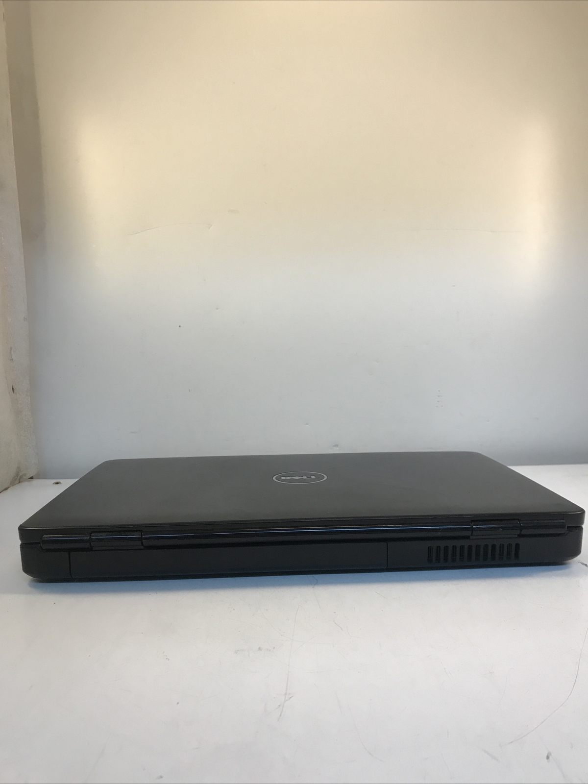 DELL Inspiron 1545 Pentium dual-core 2.00GHz 4GB RAM. BOOTS to BIOS NO HDD