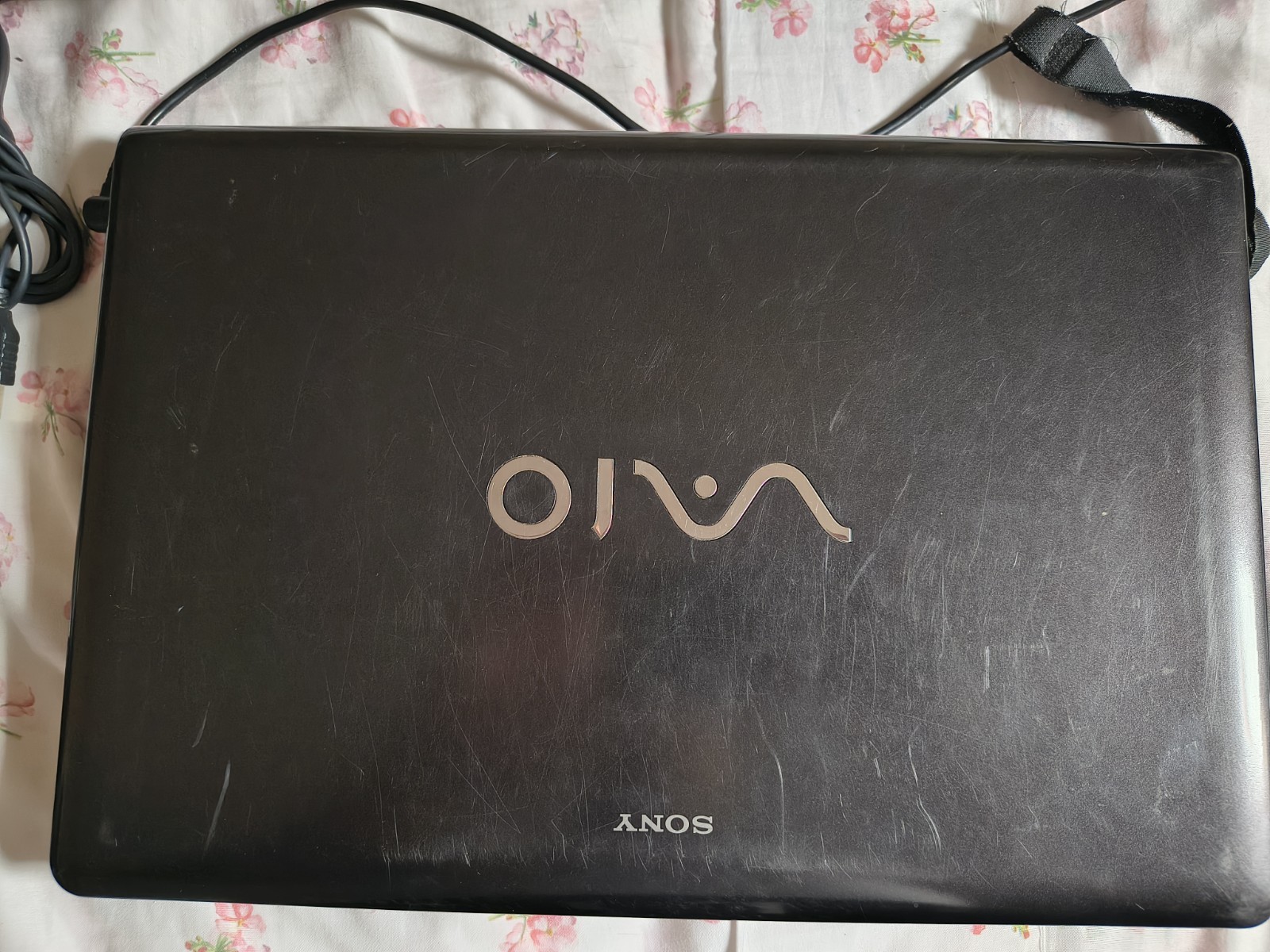 Sony VAIO PCG-71312L 15.5in. (148GB, 2.13GHz, 4GB) Notebook- Core i5 Win 10