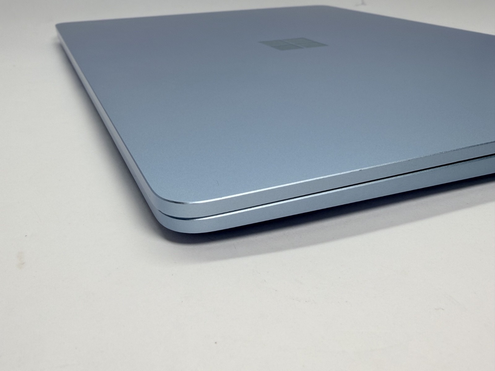 Microsoft Surface Laptop 7 13.8 Snapdragon X Plus 16GB 512GB SSD Tested