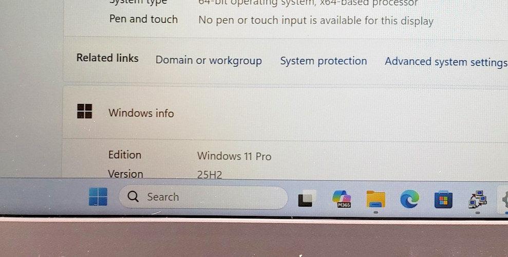 Dell Vostro 3400 Laptop Intel Core i5-1135G7 16GB RAM 256GB SSD 14″ Win 11 Pro.