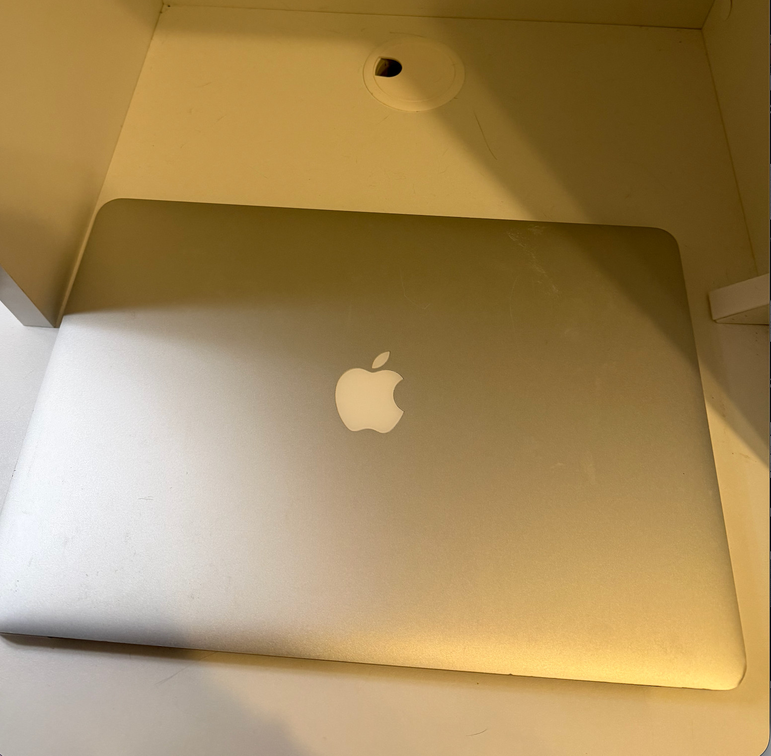 MacBook Pro 15″ Retina (Mid 2012) – i7 / 8GB / SSD – Fully Working