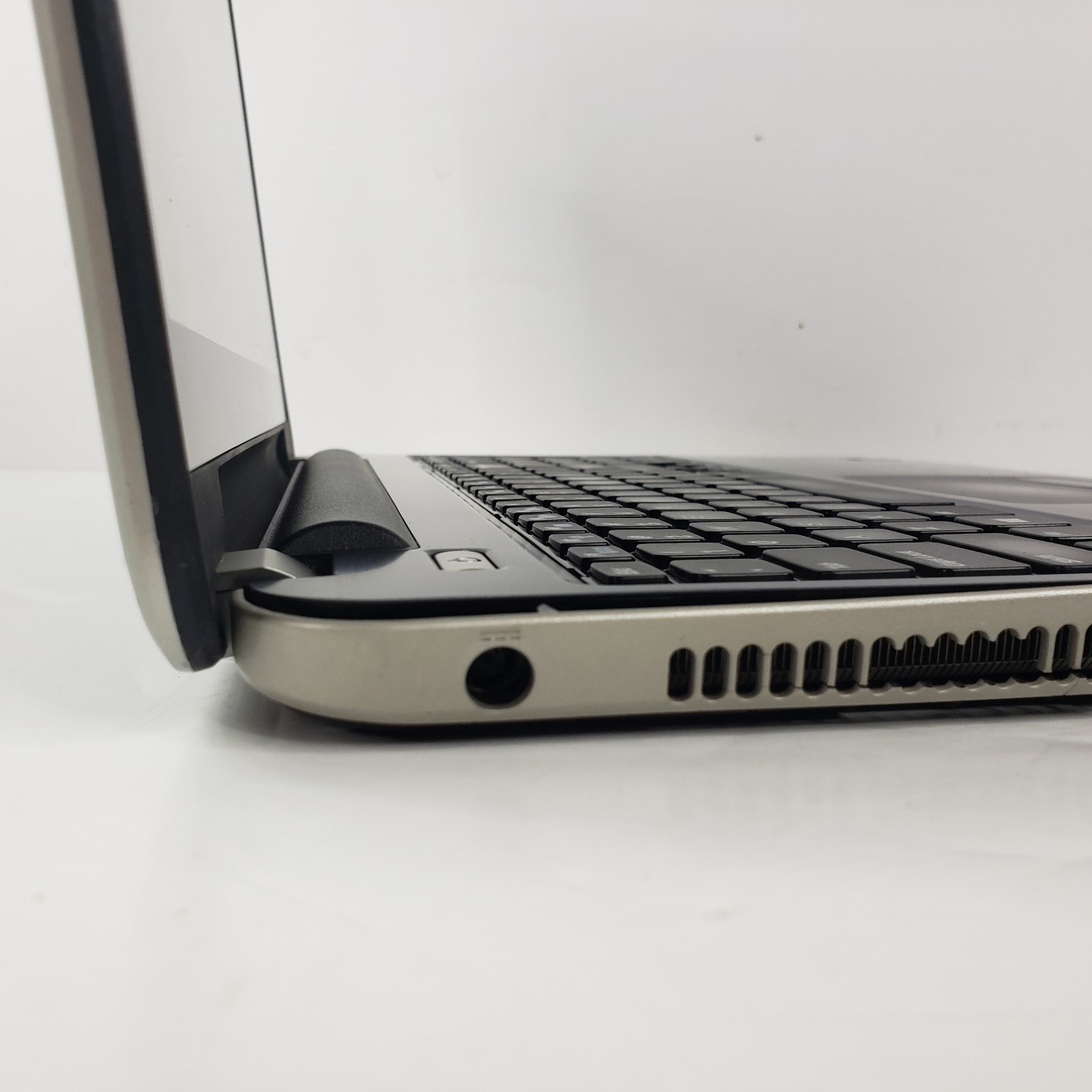 Dell Inspiron 15R Model 5537 Laptop I5″ Parts Only Free Fast Shipping