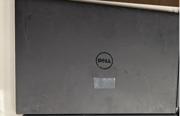 Dell Latitude 3570-15.6″ Laptop Core i3-6100U, 8GB RAM, 128GB SSD, Win10 Pro-3
