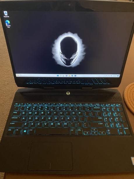 Alienware m15 Gaming Laptop 15.6-inch i7-8750H 32GB 1.5TB RTX 2060