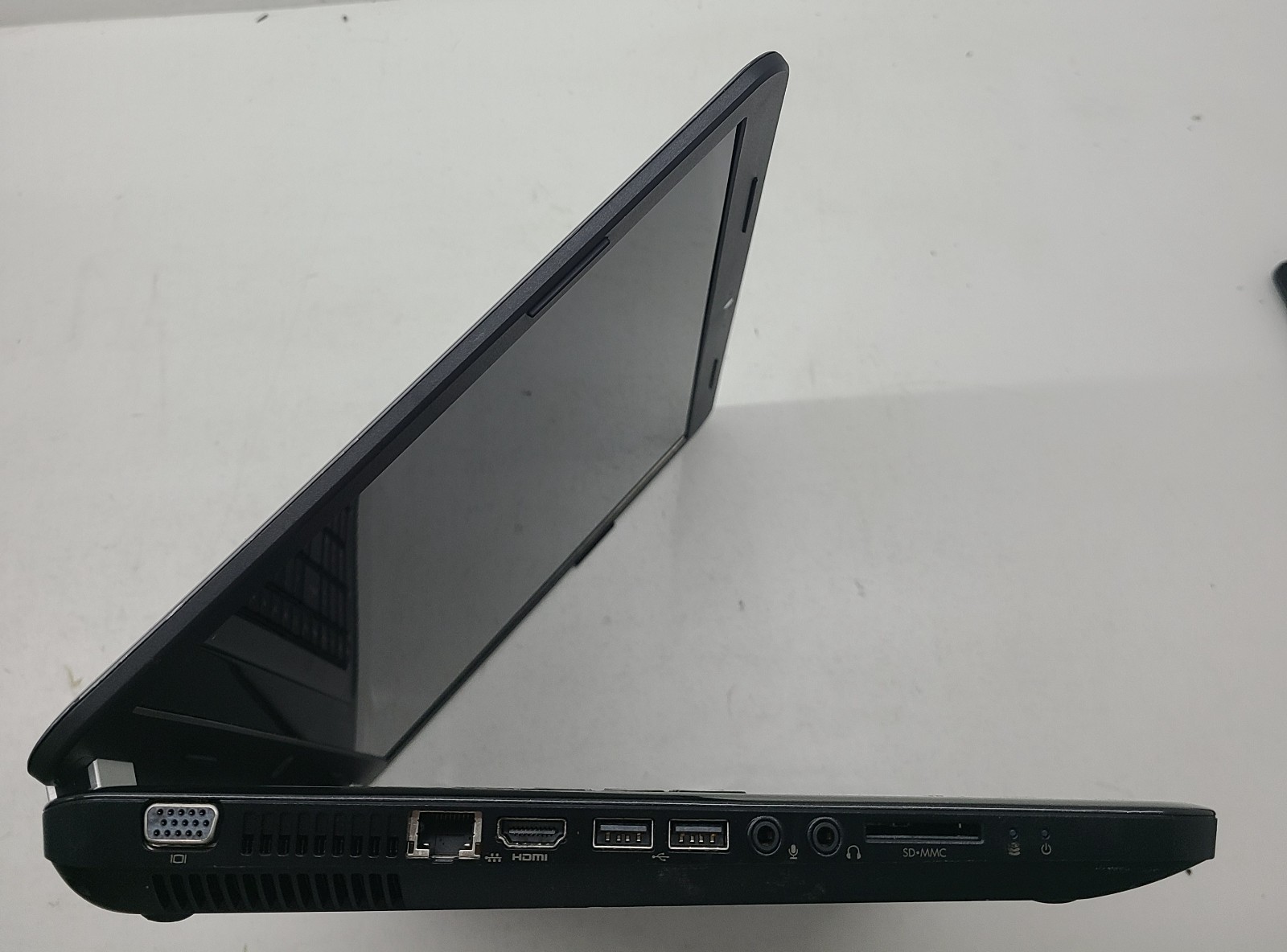 HP G7-1263NR 17.3″ Laptop AMD Vision A4 NO RAM/HD/OS/POWER (FL)