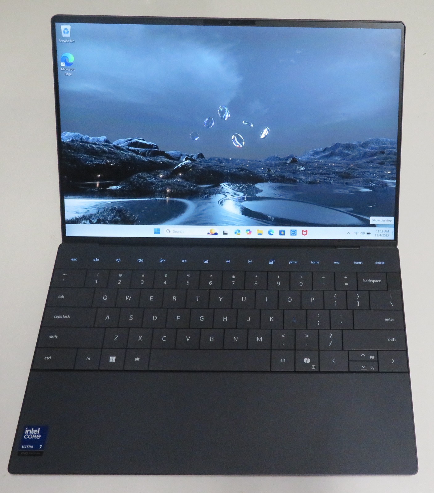 Dell XPS 13 9350 13.4″ Copilot+ Laptop Intel Core Ultra 7 256V 16GB RAM 512GB