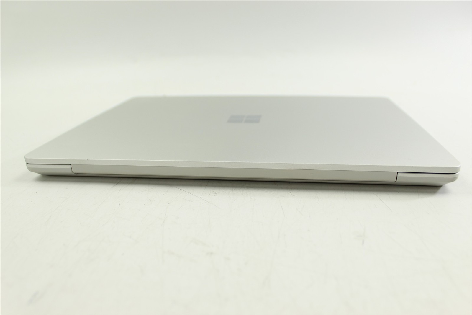 Microsoft Surface Laptop Go 2 2013 12.4″ i5-1135G7 256GB SSD 16GB RAM W11P