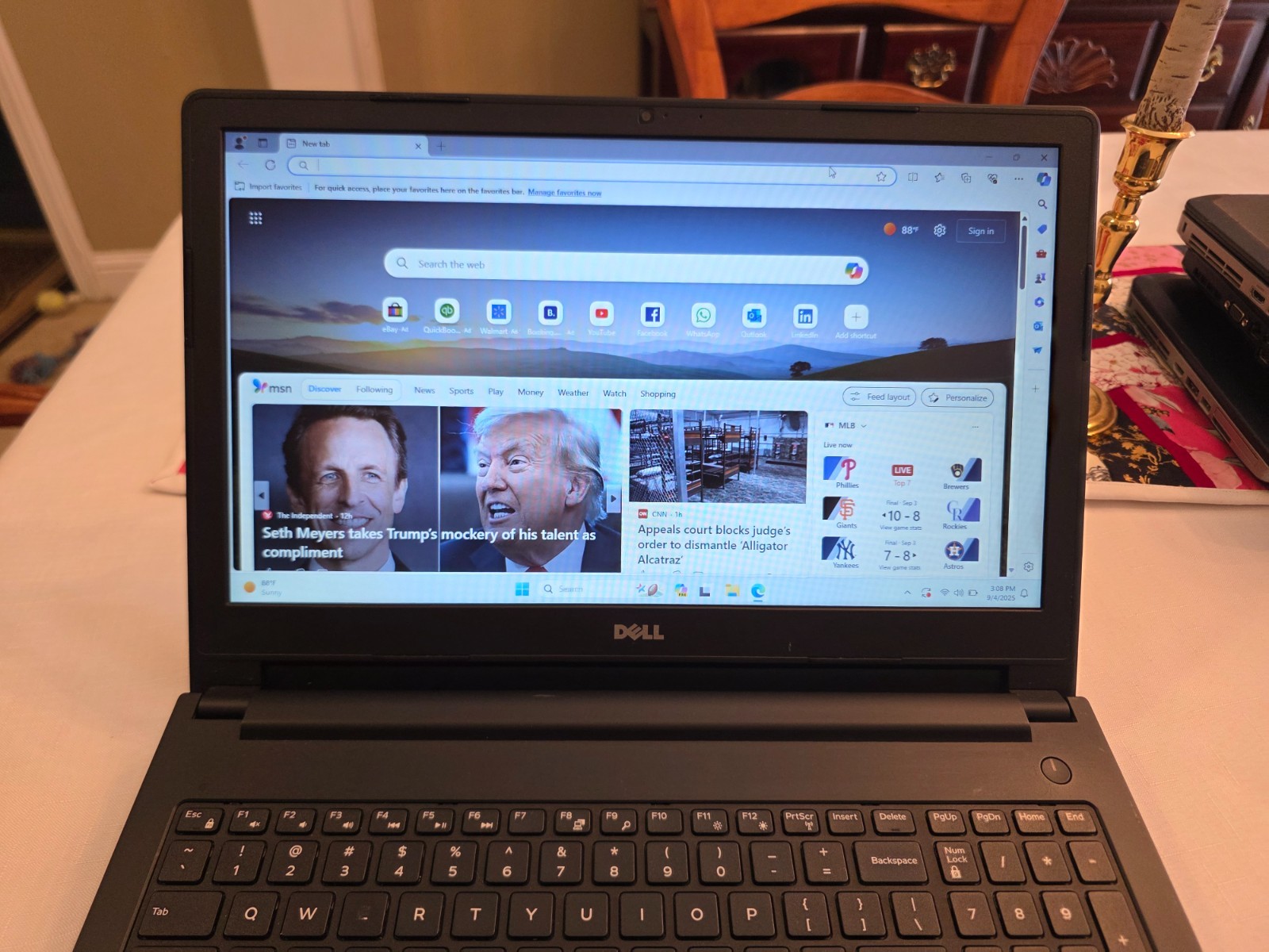Dell Latitude 3560 15.6″ Laptop Intel Core i5-5200U 2.2GHz 8GB RAM – 128 SSD