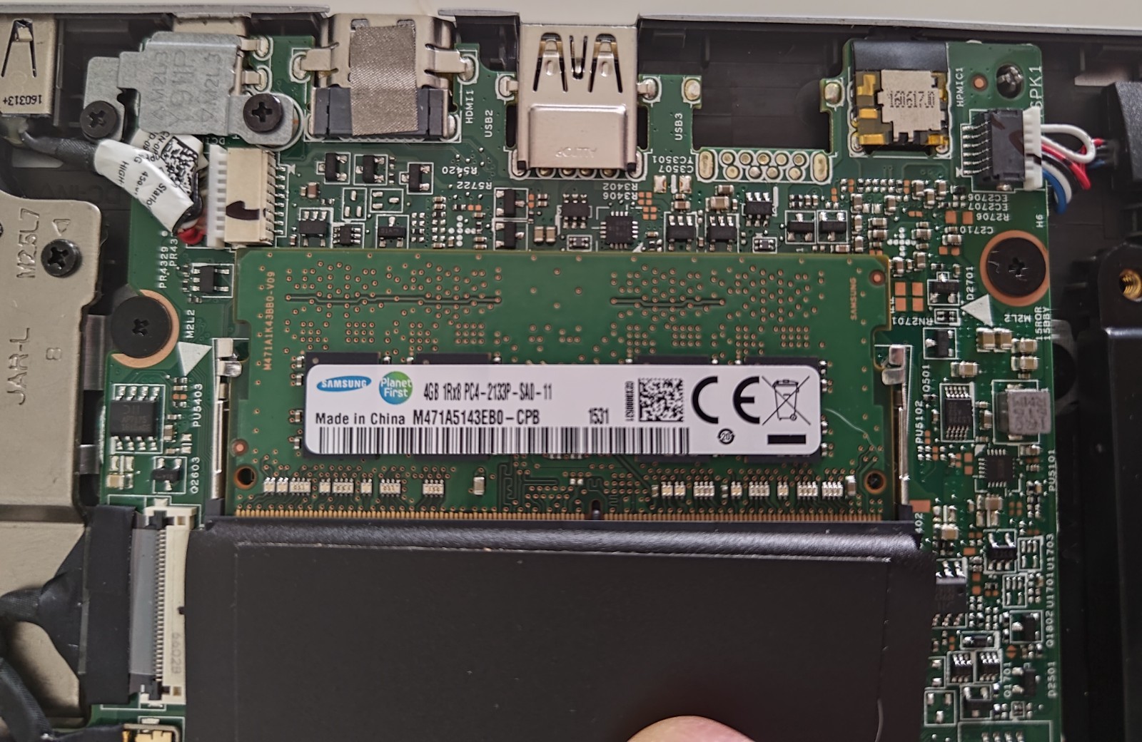 PARTS Dell Inspiron 15 7000 No SSD 8GB RAM Battery Power Adapter