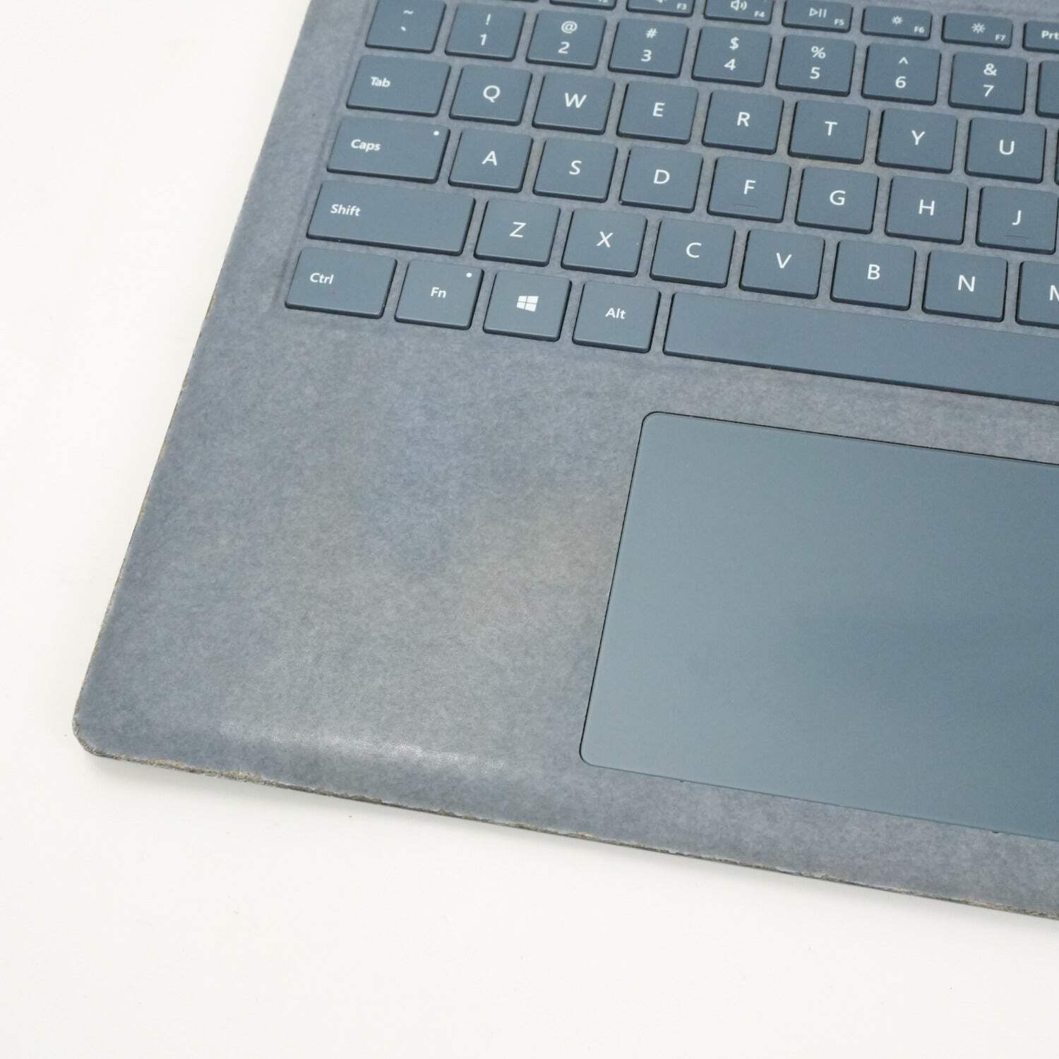 Microsoft Surface Laptop 4 1950 13.5″ i5-1145G7 2.4GHz 8GB RAM 256GB SSD