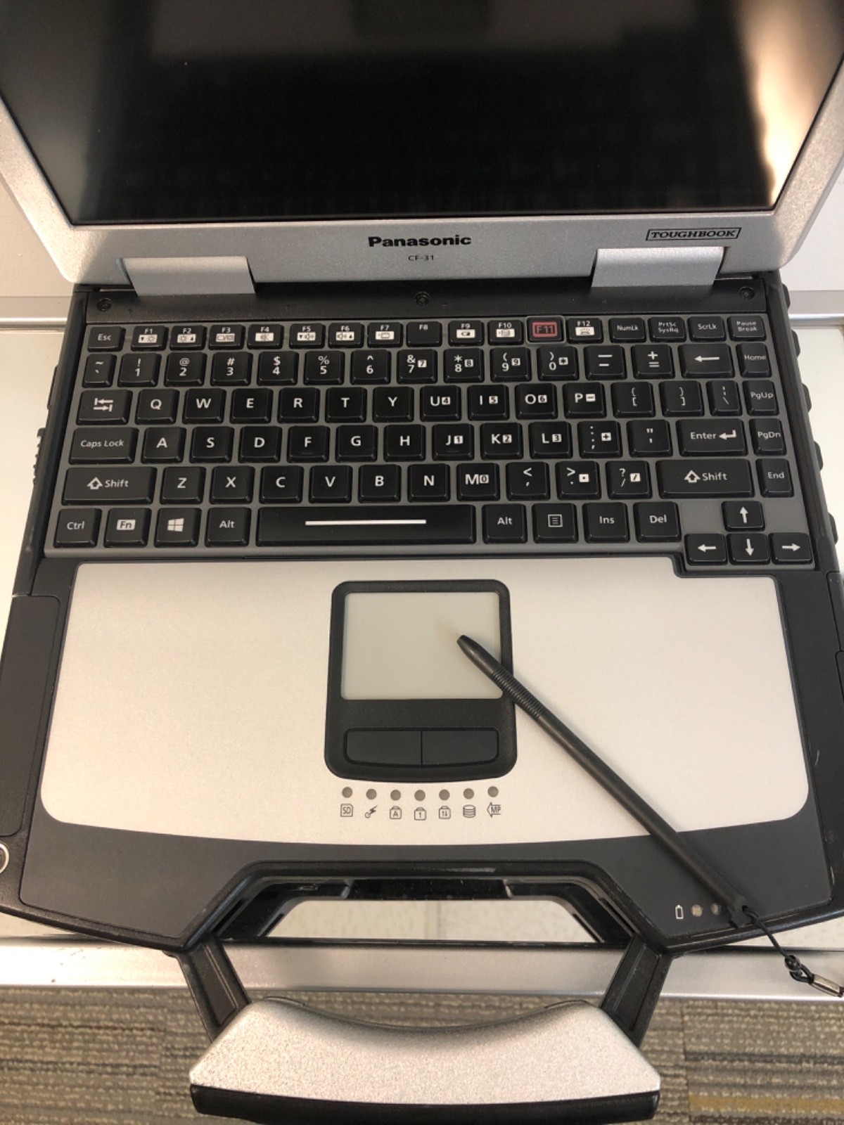 Panasonic toughbook TOUCH CF-31 MK4 Core i5 2.7ghz 8GB 256GB SSD Backlit TWin11