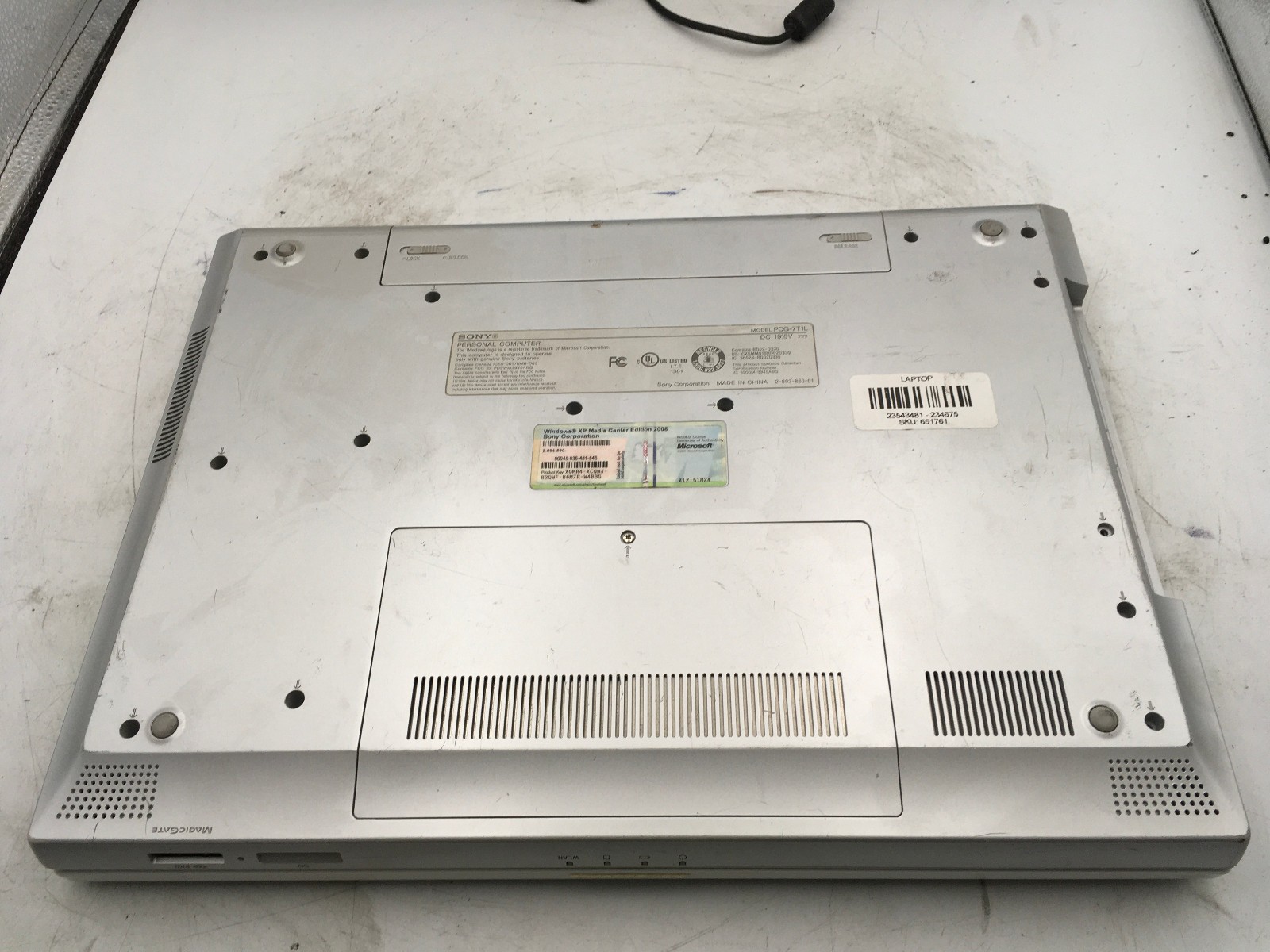 SONY VAIO PCG 7T1L – BOOTS TO BIOS – Intel T2050 – 2GB RAM – 15″ – READ DESC -BB