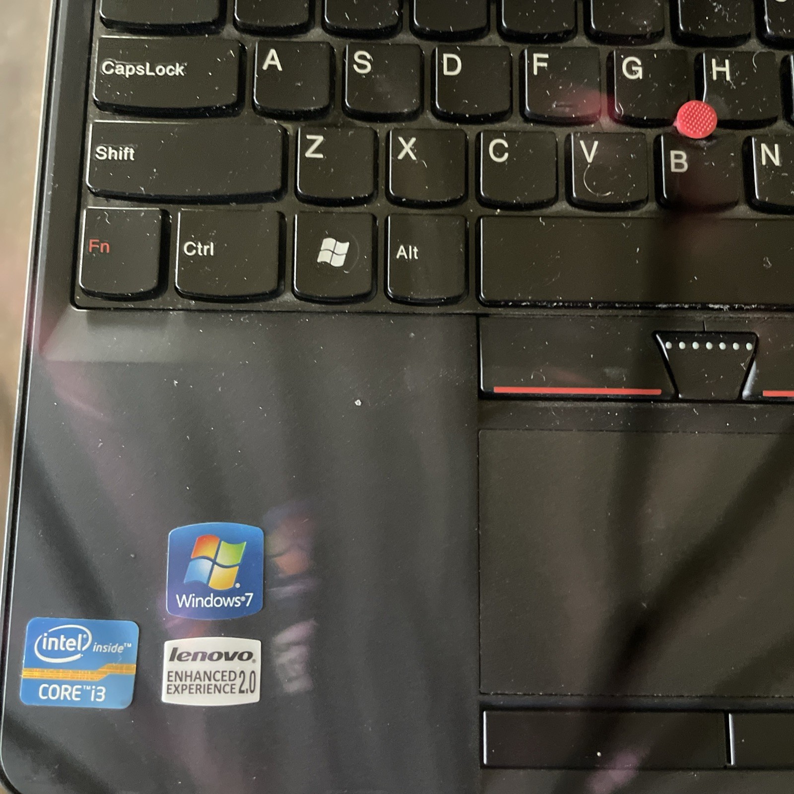 Lenovo ThinkPad Edge E520 Intel i3-2310M 2.1GHz NO HDD No Power Cord