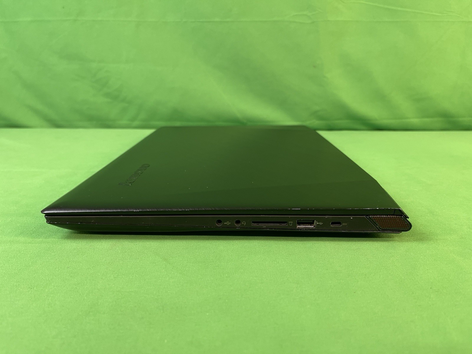 Lenovo Y50 Touch 15.6″ FHD Gaming Laptop i7-4720HQ 8GB RAM, 1TB, GTX 960M Win 10