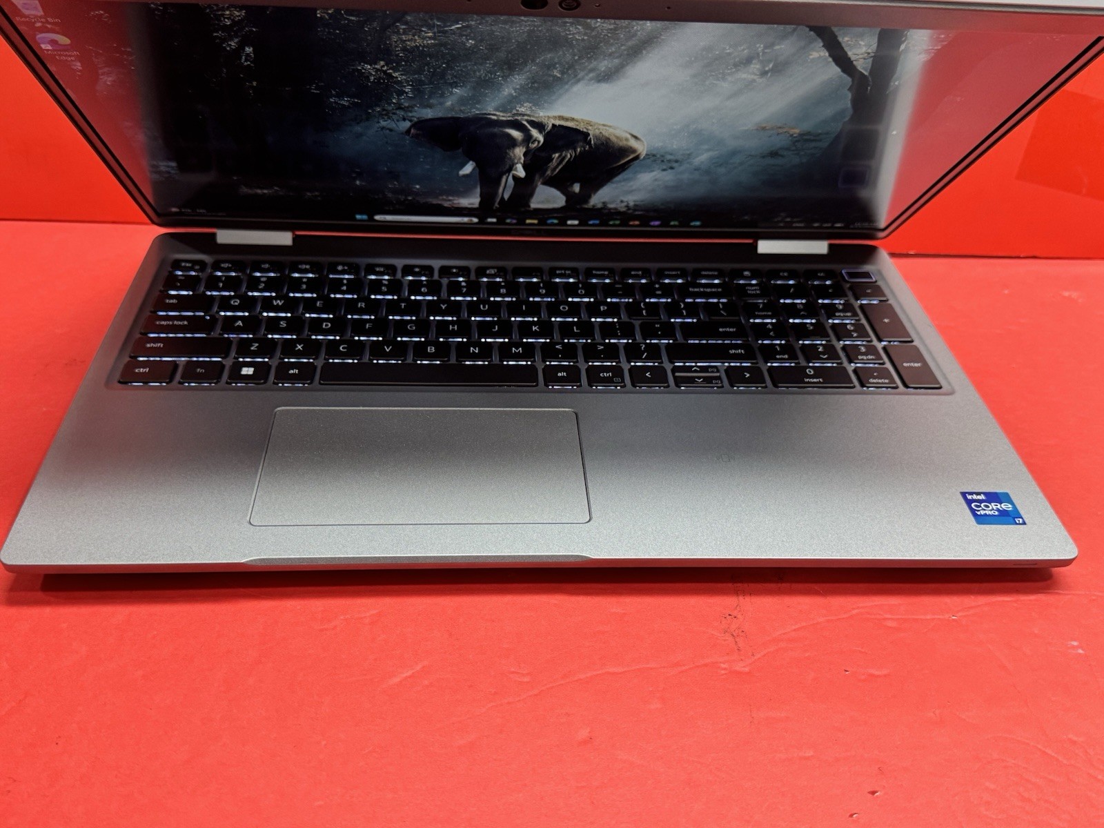 Dell Latitude 5520 15.4” 11th i7 3.0GHz 16GBRAN 512GBSD Windows 11pro