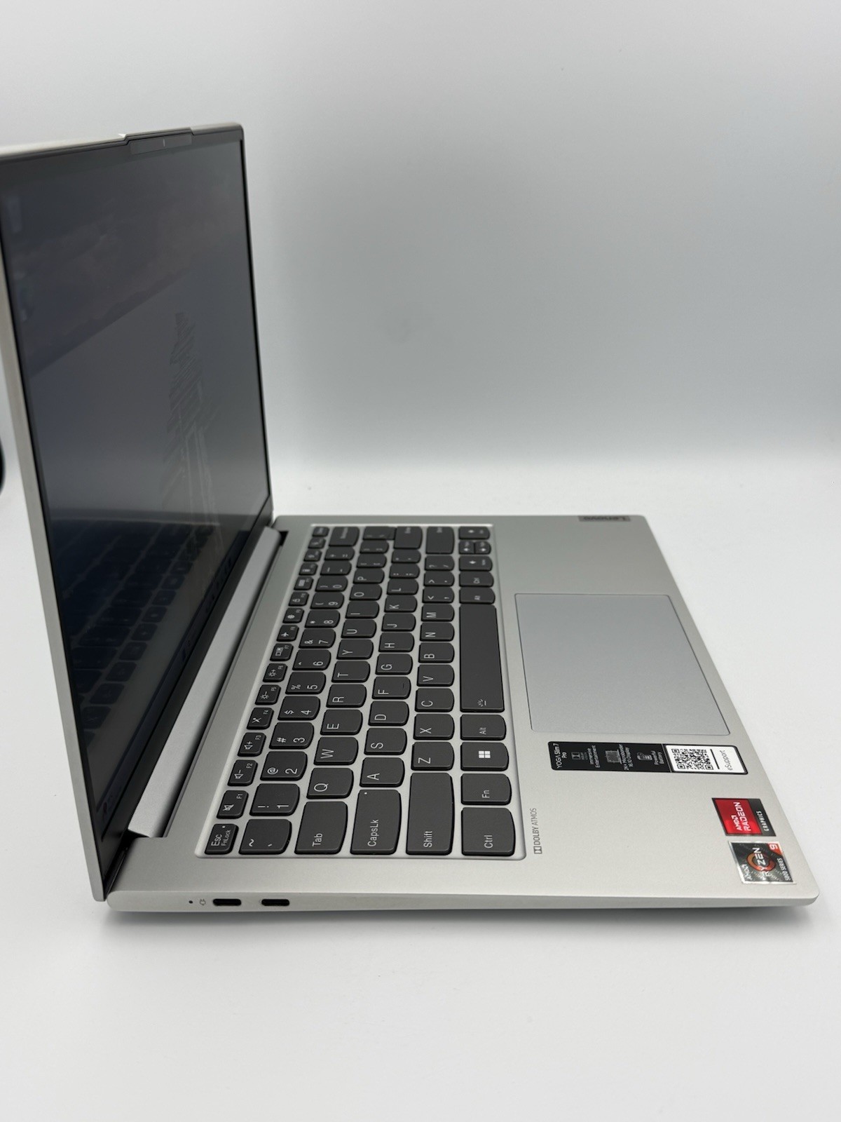 Lenovo Yoga Slim 7 Pro 14ACH5 – 14” 2.2K | Ryzen 9 5900HX | 16GB RAM | 1TB – 34C