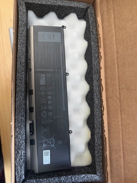 Dell Precision 5560 Bundle – 15″ FHD I7-11850H 2.50GHz 32GB 1 TB A2000
