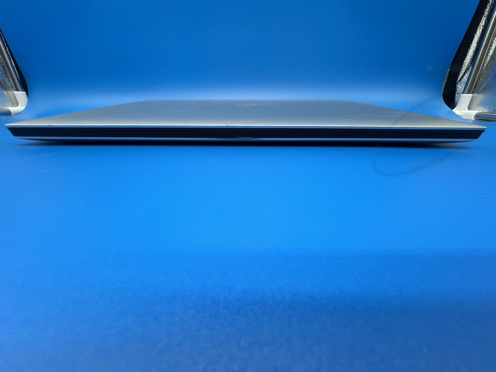 Dell XPS 15 7590 15.6” i5-9300H 8GB RAM 256GB SSD Windows 11 Pro