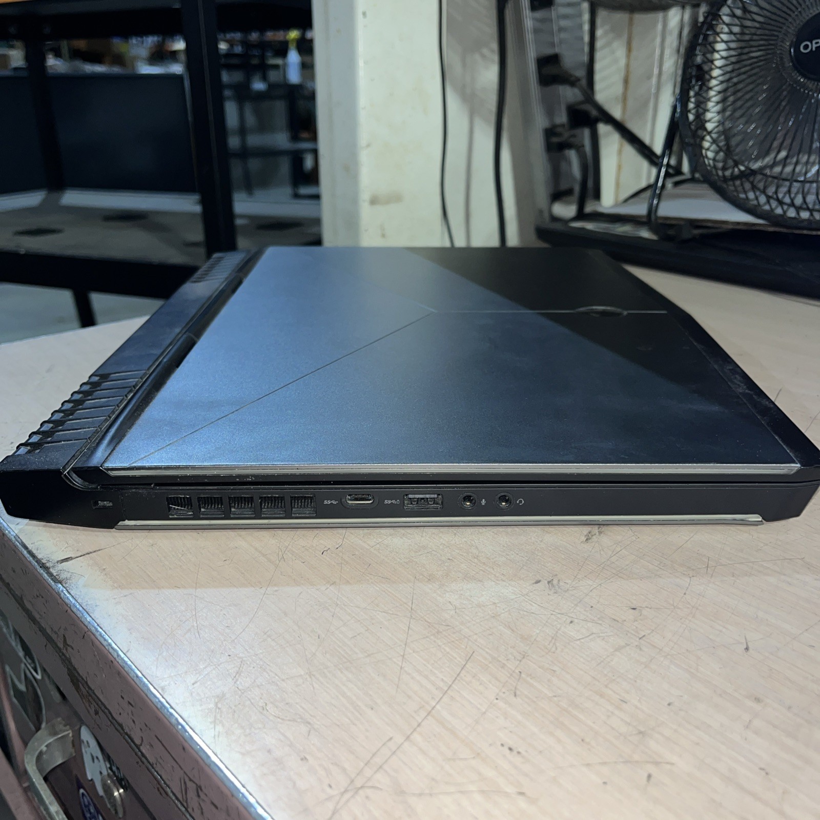 ALIENWARE 15 R3 INTEL CORE I5-7300HQ 2.50GHZ 6GB RAM NO HD
