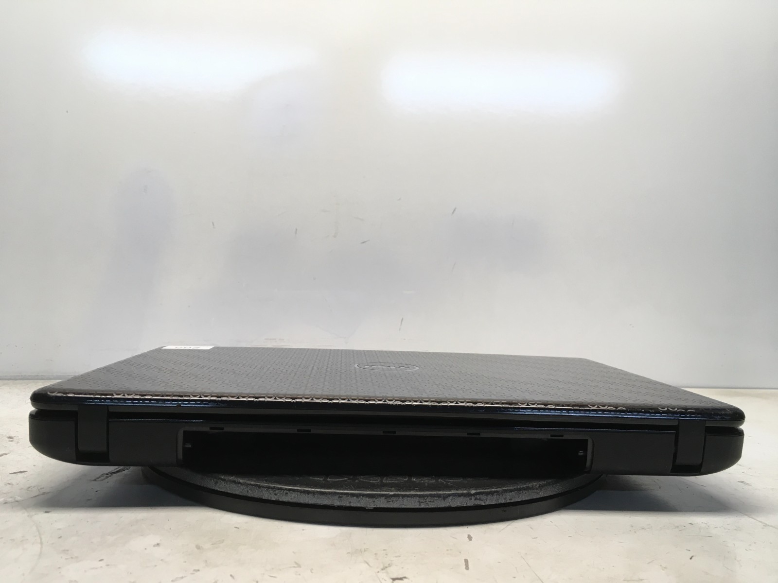 Dell Inspiron N5030 Intel Celeron 900 2.2GHz 2 GB NO HDD