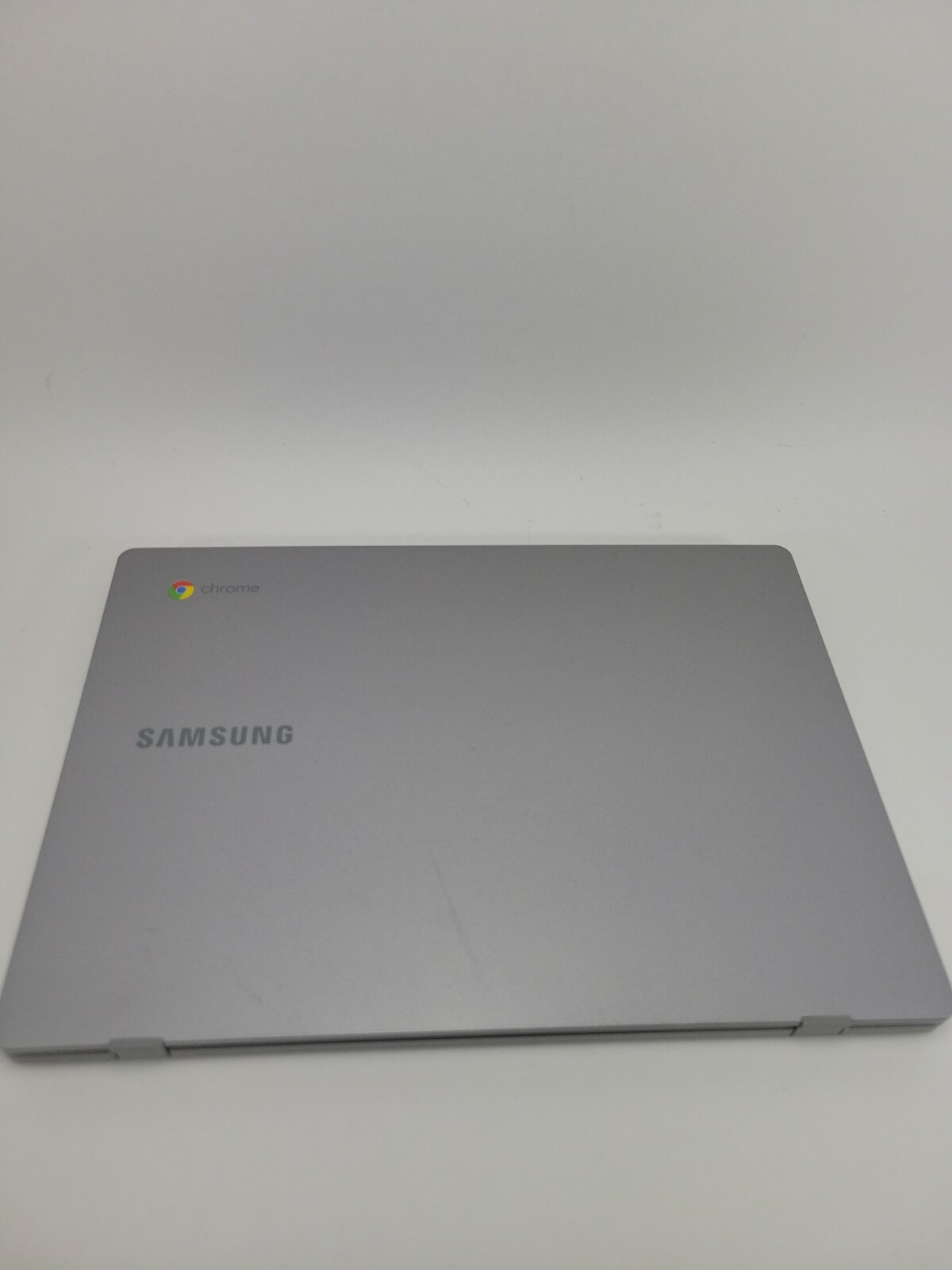 Samsung Chromebook 4 11.6″ (32 GB, Intel Celeron Processor N4000, 1.10 GHz, 4 GB
