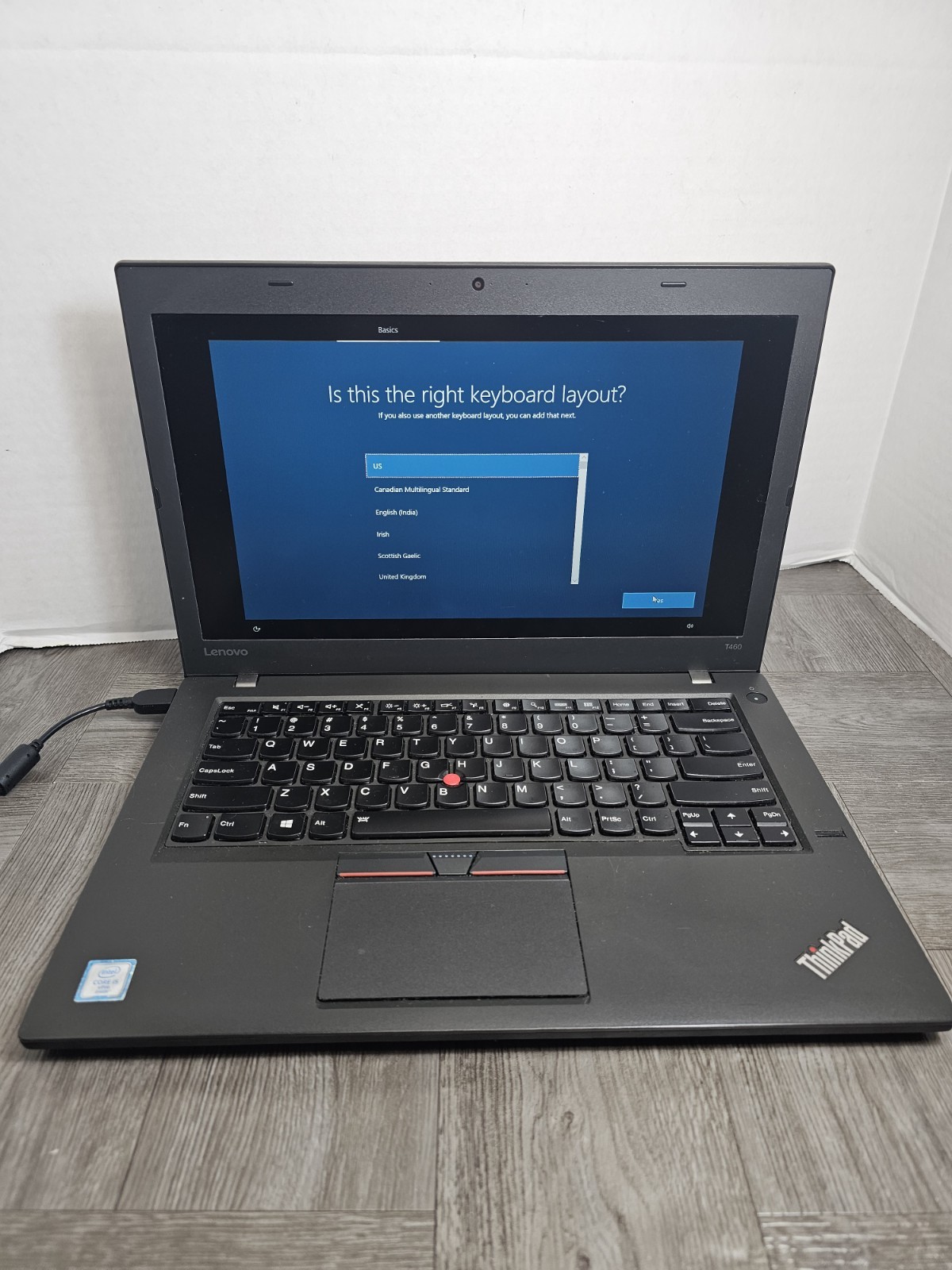 Lenovo ThinkPad T460 14 Inch ( 256GB SSD, Intel Core i5 6th Gen., 2.40GHz, 8GB )