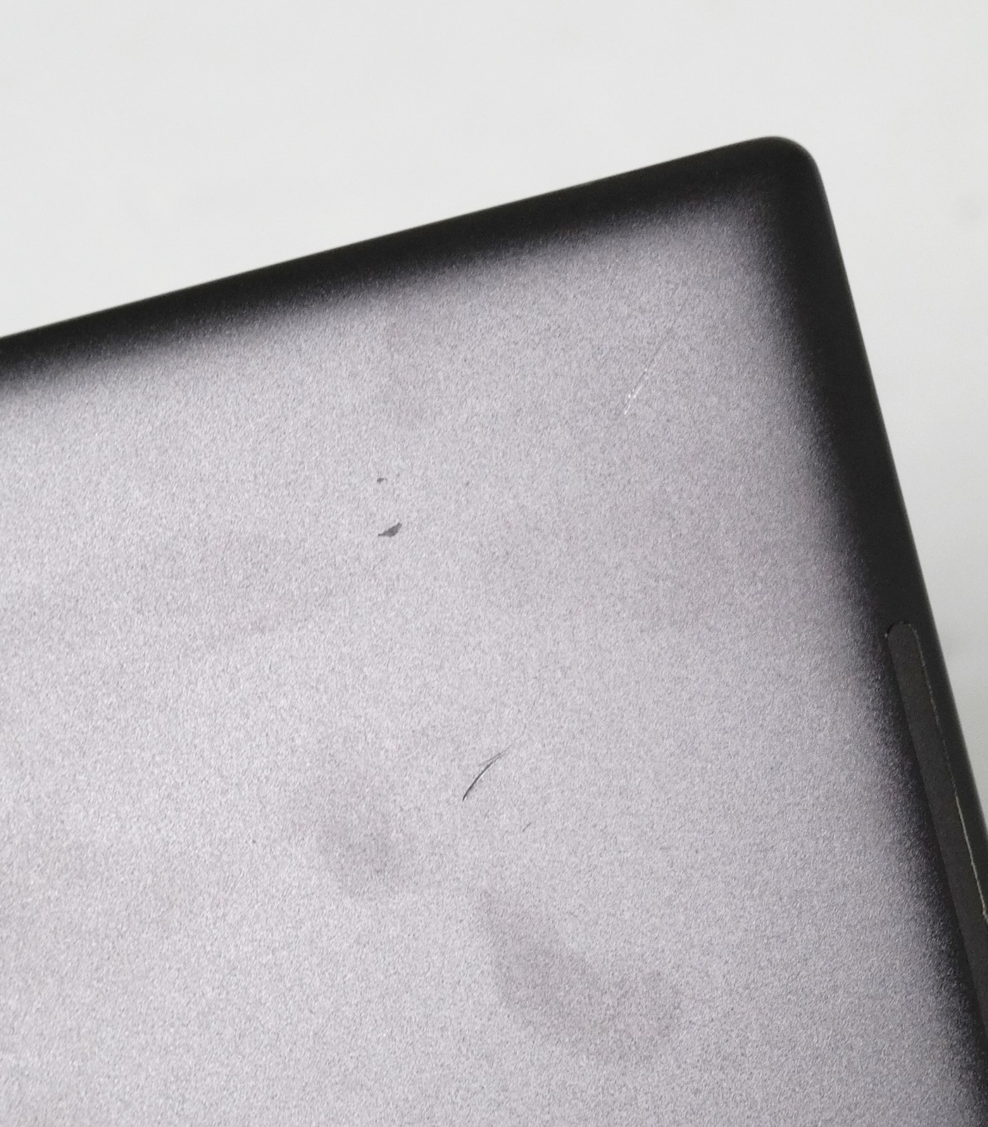 HP ENVY x360 15-ey0013dx 15.6″ AMD Ryzen 5 5625U 8GB 256GB SSD ISSUE