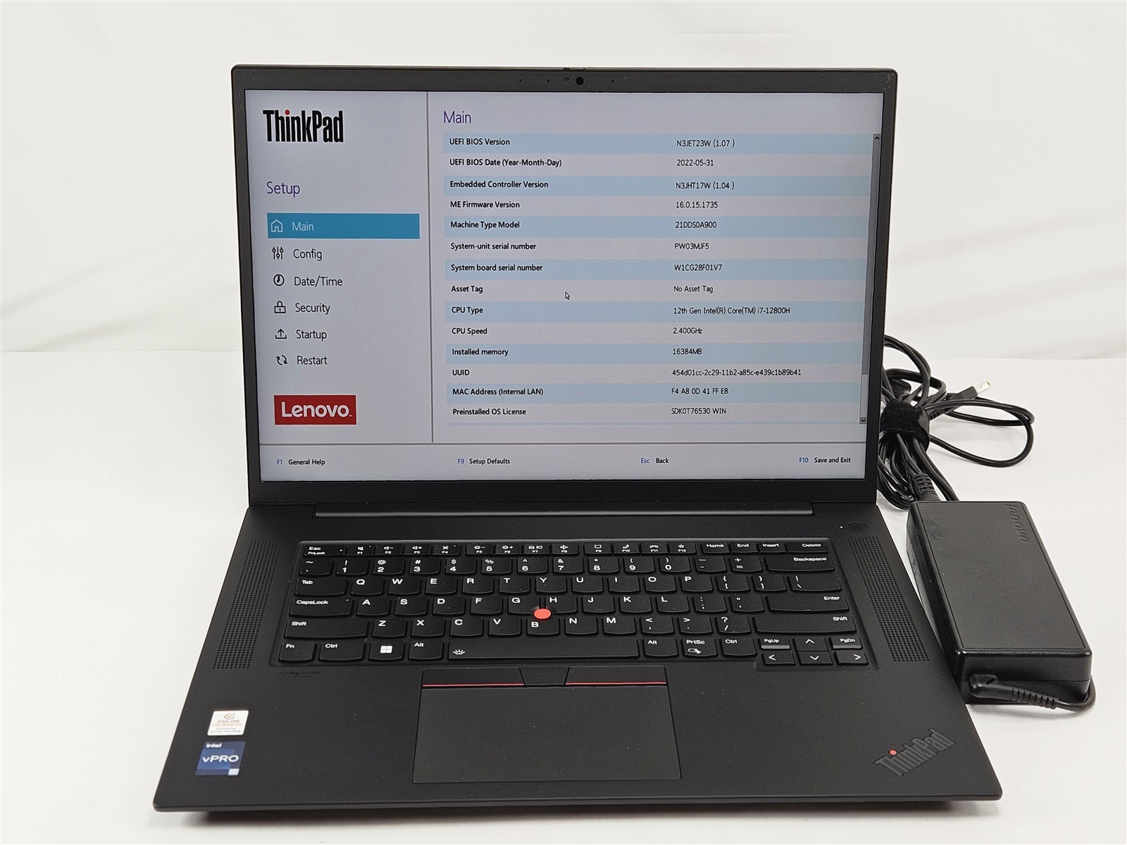 Lenovo ThinkPad P1 Gen 5 Intel Core i7-12800H 16GB 512GB SSD 16″ Iris Xe