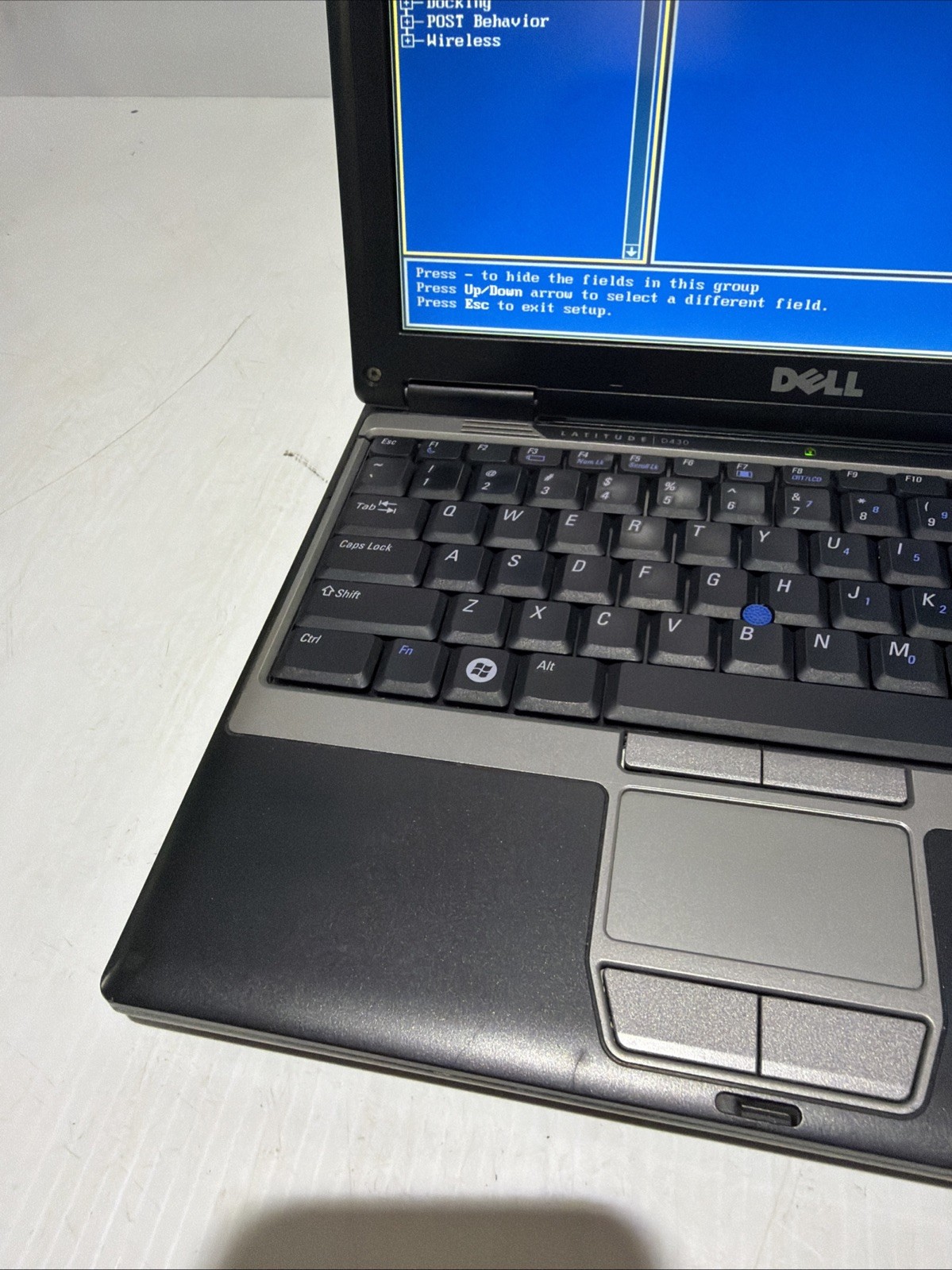 Dell Latitude D430 12″ Laptop Core 2 Duo 2gb Ram No Drives Boots Bios NO P/S