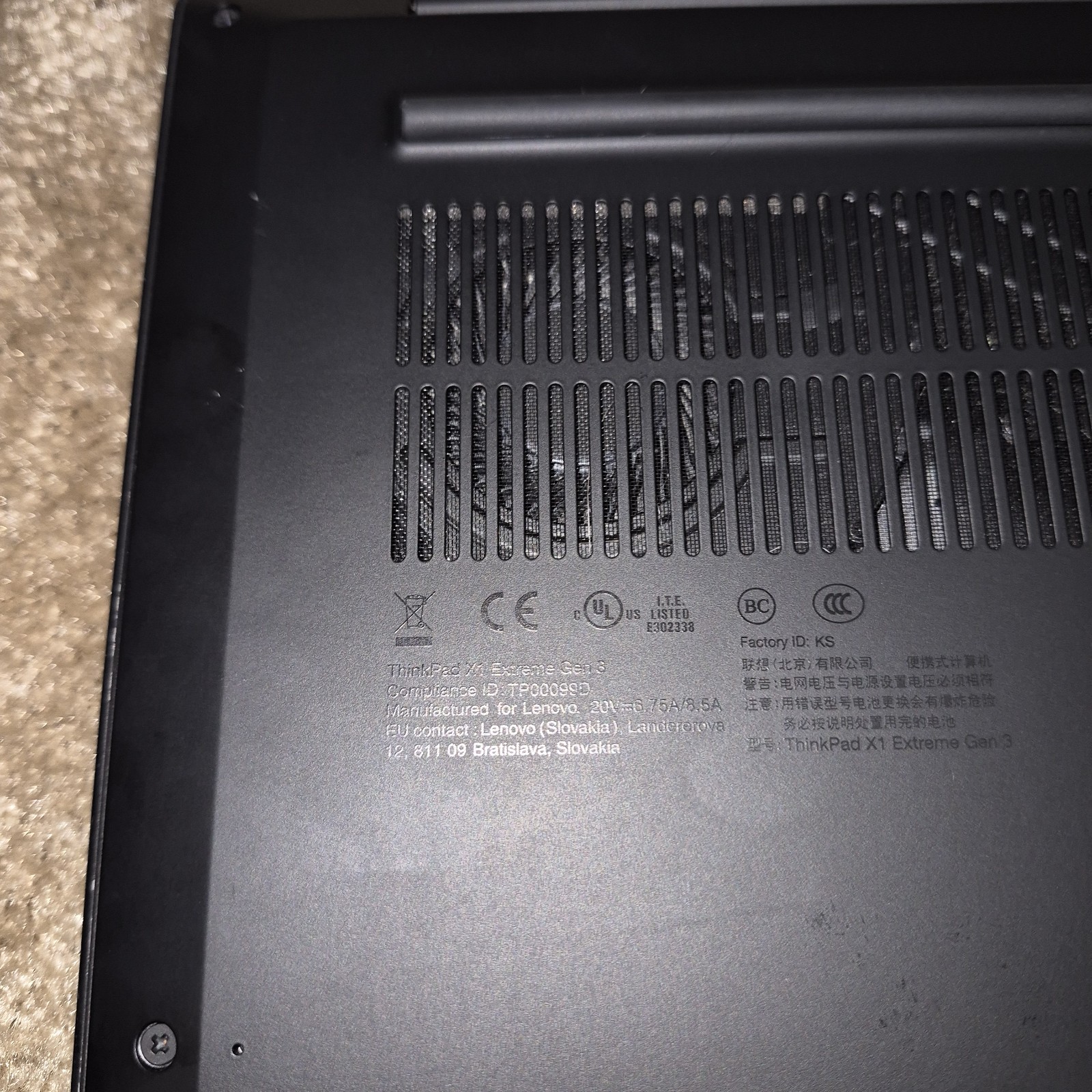 Lenovo ThinkPad X1 Extreme Gen 3 15.6 FHD i9-10885H 32GB Ram 1TB SSD GTX 1650 Ti