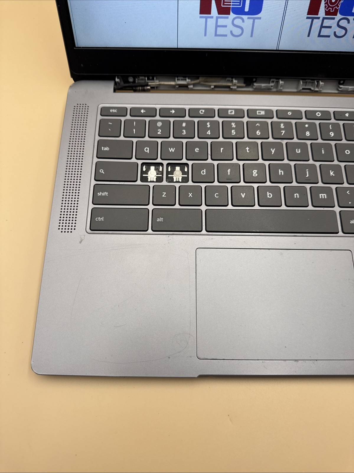 Lenovo IdeaPad 3 Chrome 14M836 14″ 64GB eMMC, MediaTek MT8183, 2.00 GHz *READ**