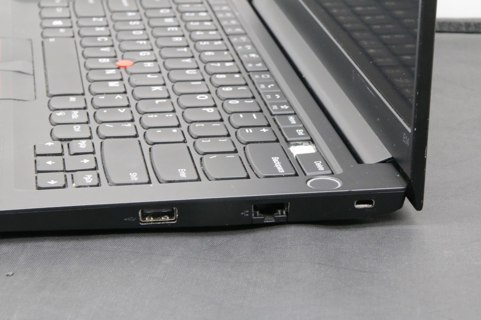 Lenovo ThinkPad E14 Gen 2 – i5-1135G7 – 256GB, 8GB, Windows 11 – Bad Battery/Key