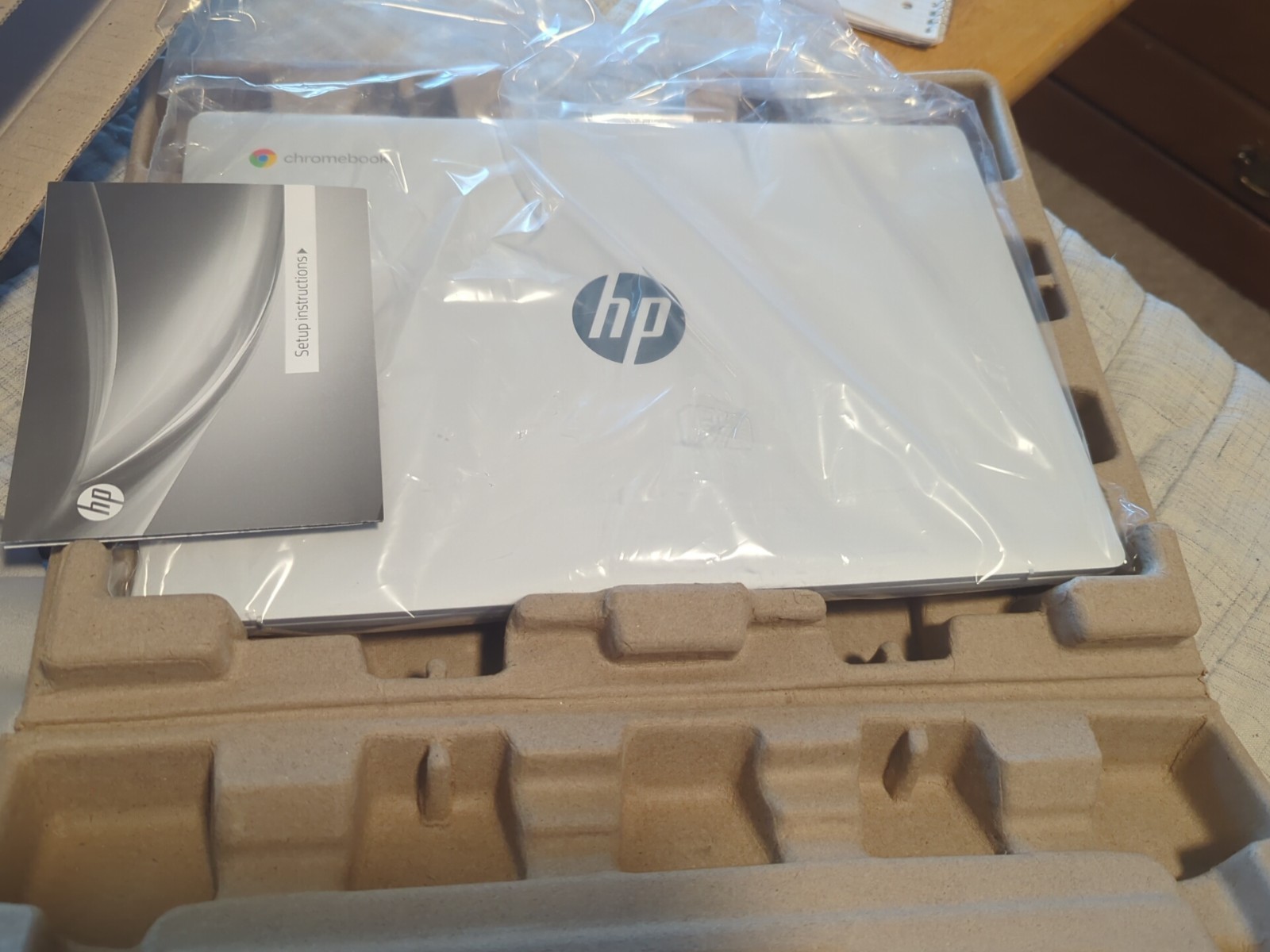 HP Chromebook 14a-nf0002tg 14 Inch Laptop HD 250-nits Intel Processor N100 Intel