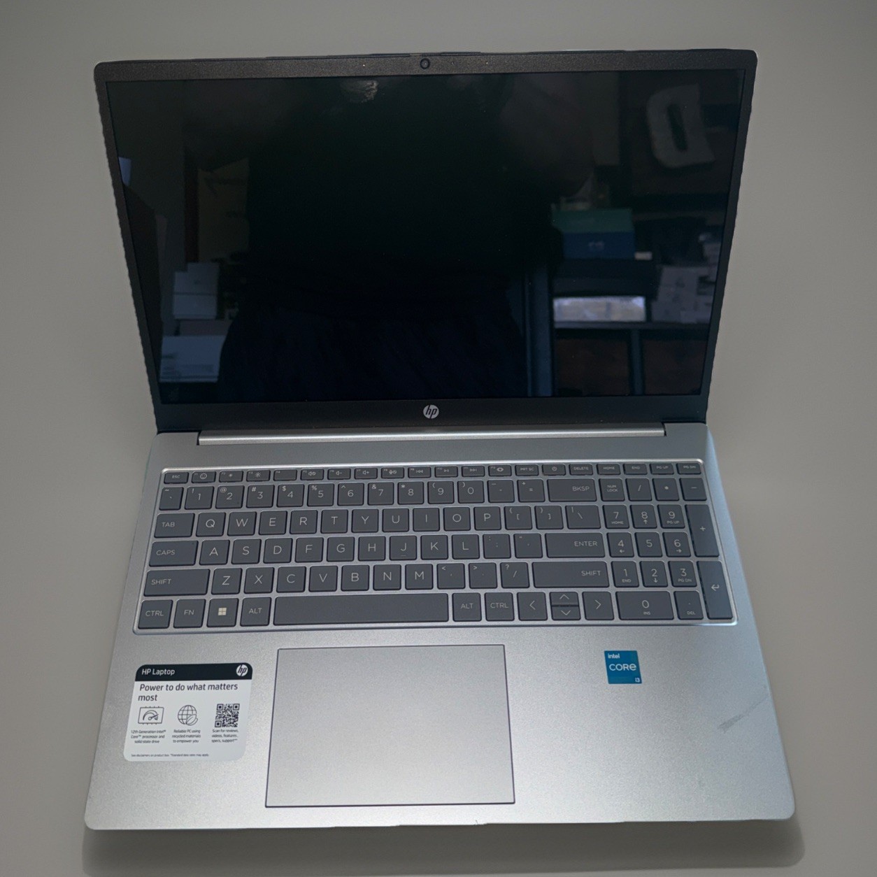 HP Laptop 15-fd0230wm 15.6″ Intel i3-N305 8GB DDR4 256GB SSD Windows 11 Home