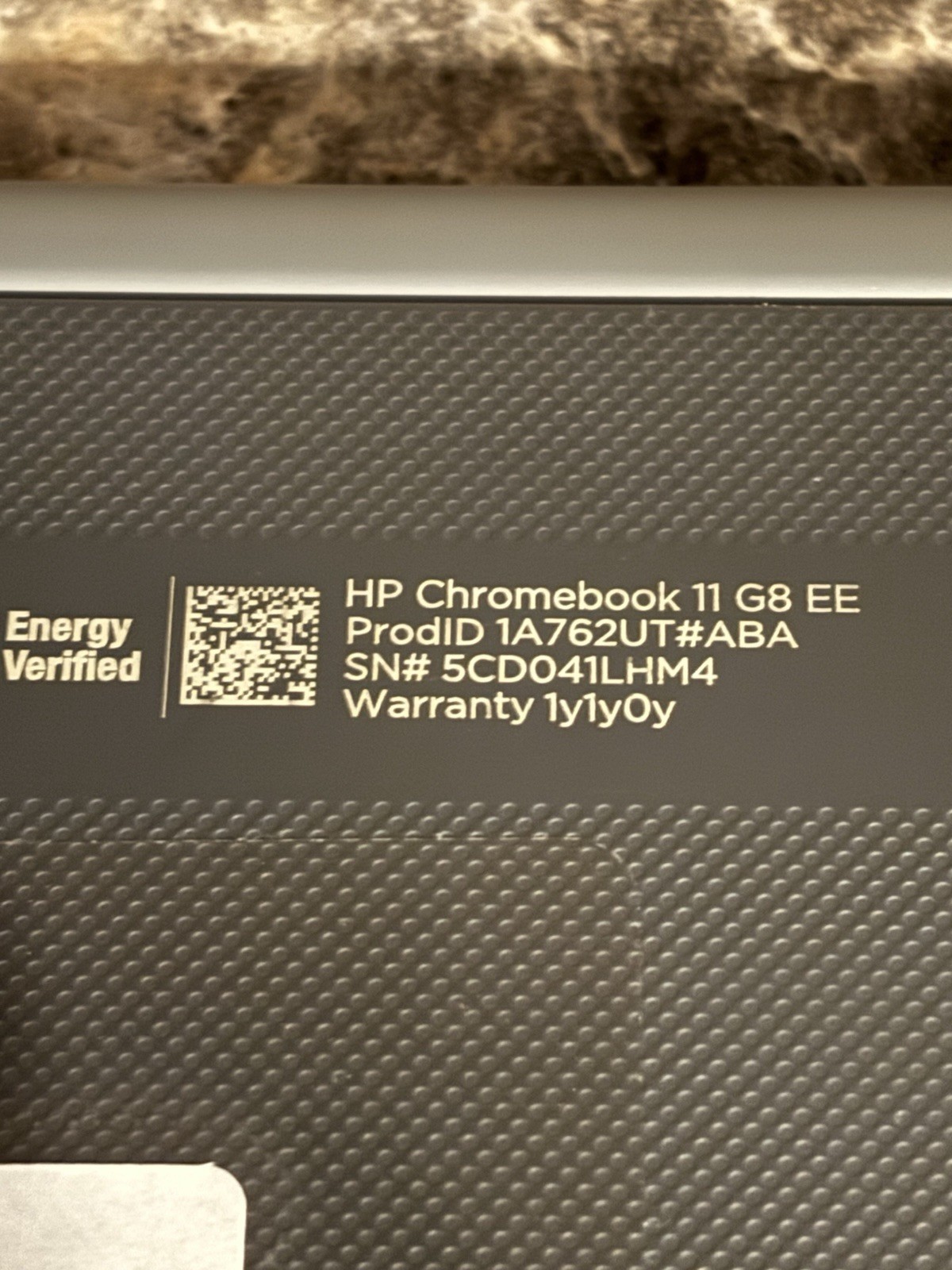 HP Chromebook 11 G8 EE Laptop Computer W/ Cloth Foam Case Turns On READ
