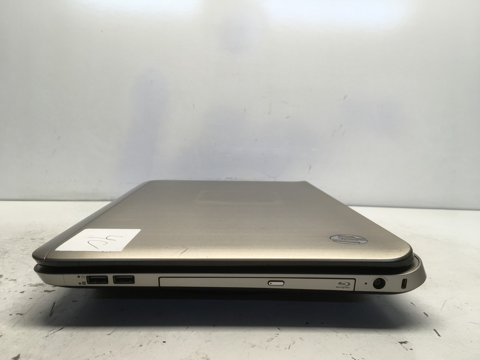 HP Pavilion DV7-6195US Intel i7-2630QM 2GHz 4 GB NO HDD No Batt