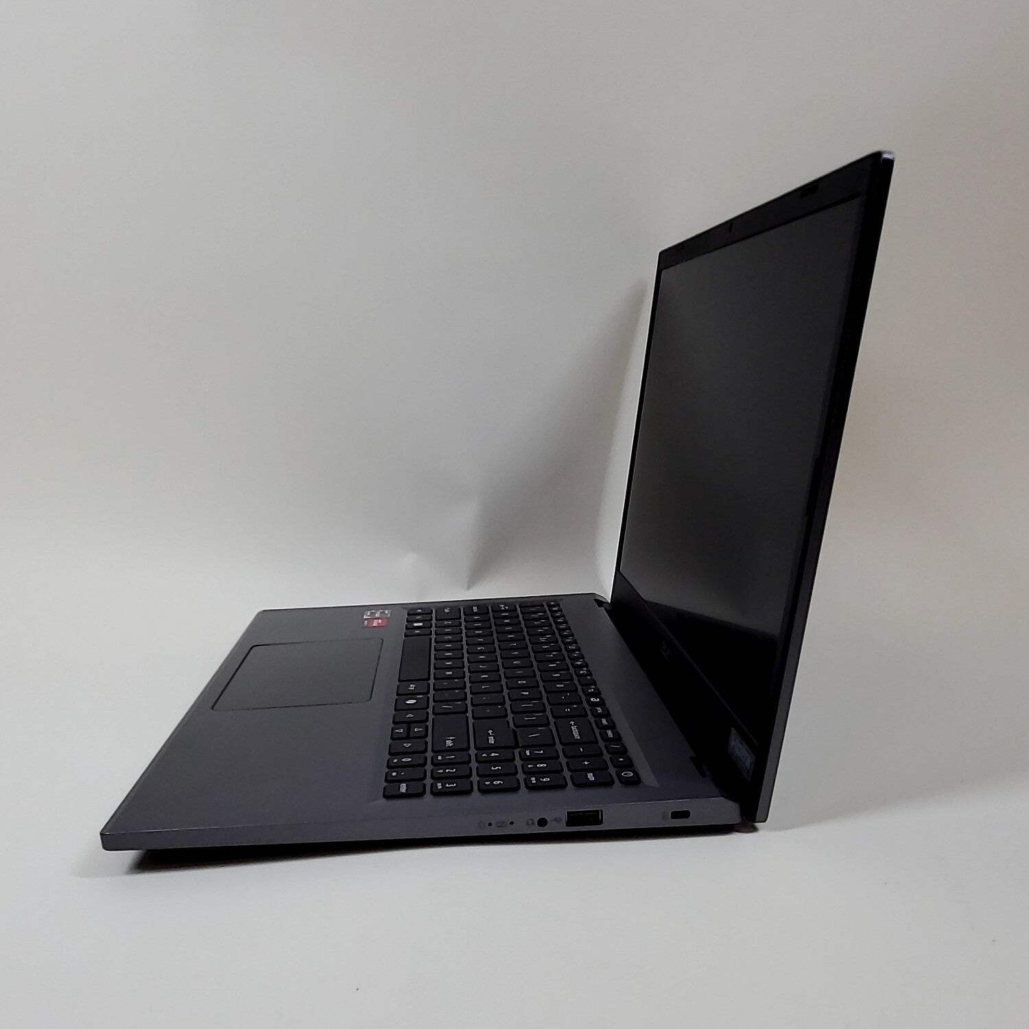 Acer Extensa 15 N23C3 15.6″ Ryzen 3 7320U 2.4GHz 8GB RAM 256GB SSD