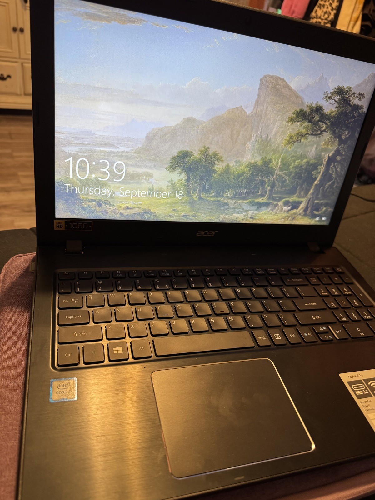 Acer E5-575 Laptop 15.6 Inch Screen Size 4GB DDR4 Memory, 1TB 5400RPM HDD
