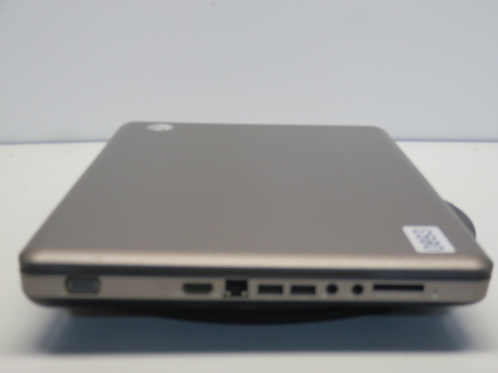 HP G62-435dx AMD Turion II P540 Dual-Core Processor 2.4 GHz 4GB NO HDD No Batt