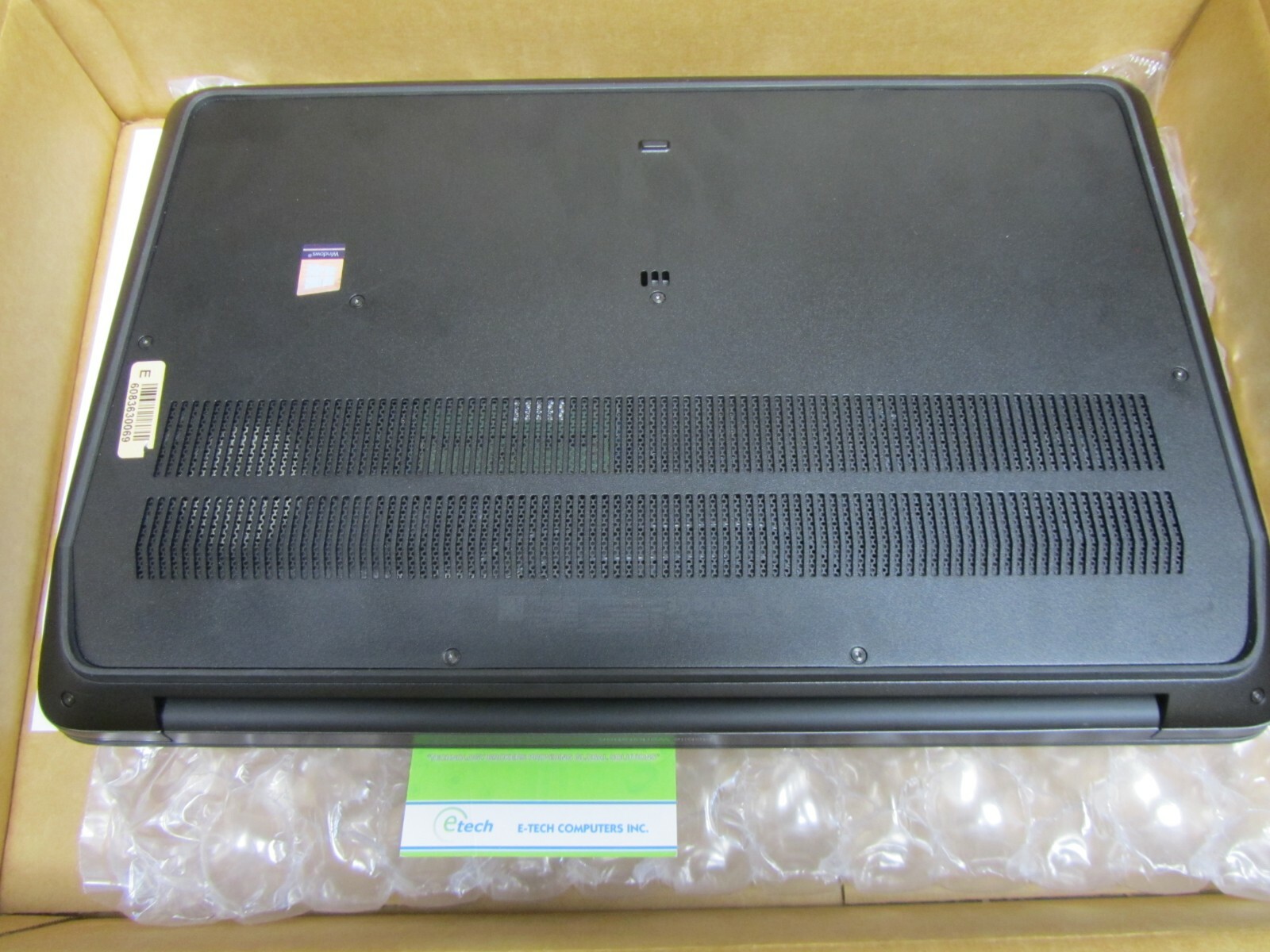 HP ZBook 17 G3 i7-6820HQ 4C 2.7GHz 32GB RAM 1TB NVMe SSD 17.3″ FHD 1080P Touch