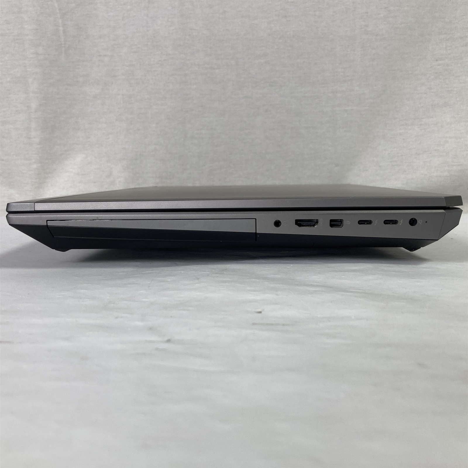 HP ZBook 17 G6 17.3″ Laptop i7-9850H 2.6GHz – 16GB – 256GB NVMe SSD – Win 11