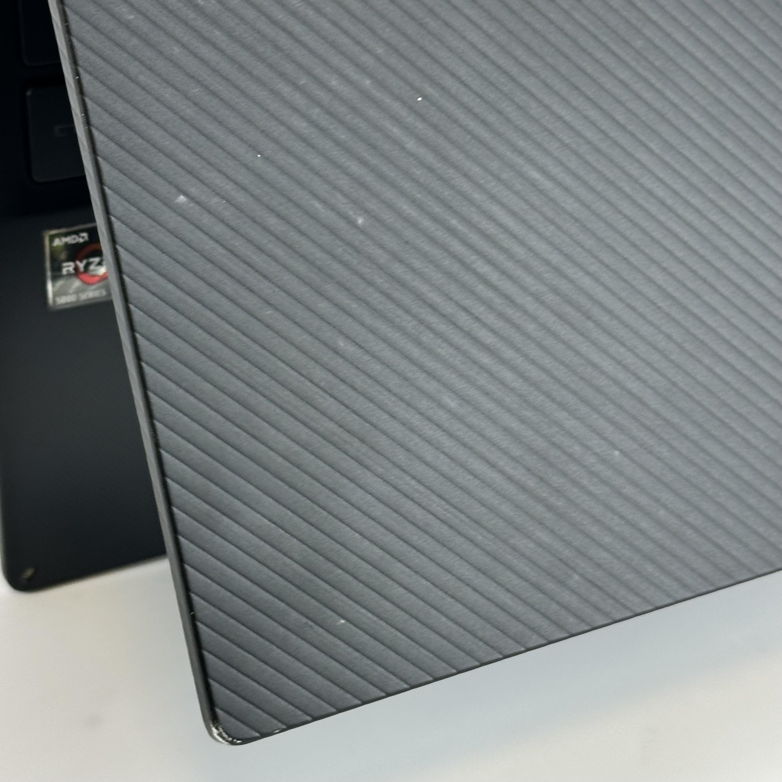 Asus ROG Flow X13 GV301 13 FHD+ TOUCH 3.3GHz Ryzen 9 5900HS 16GB 1TB RTX 3050 Ti
