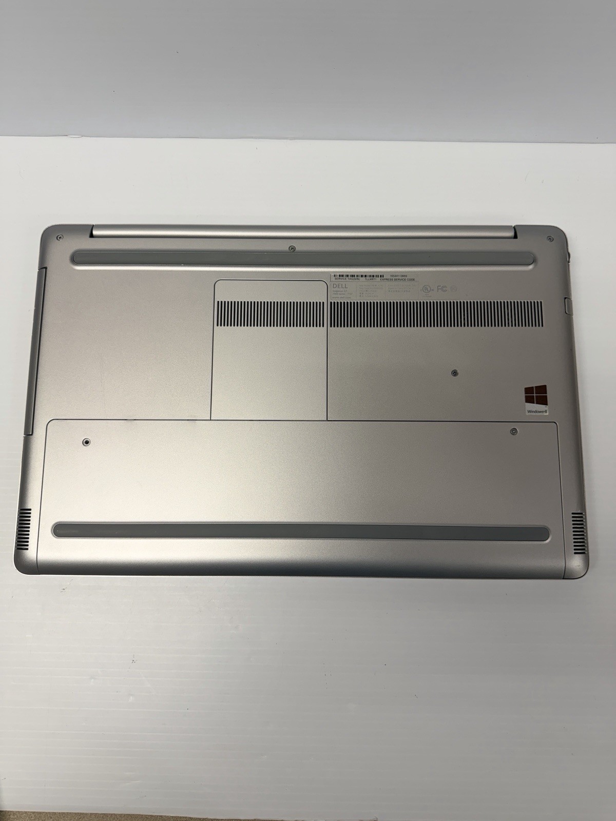 Dell Inspiron 17 7737 – Intel i5-4200U | 8GB RAM | 256GB SSD | 17.3″ | Win10