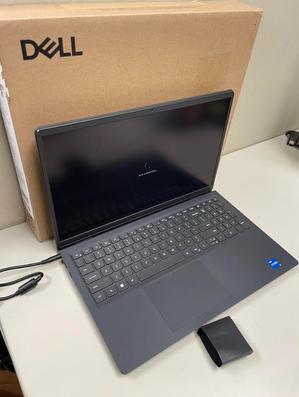 Dell 15.6″ 2K Touch Laptop i5-1334U 13th Gen 8GB 512GB Carbon Black 2023 (Open)