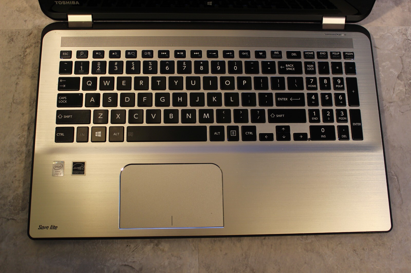 Toshiba Satellite Radius P55W-B5220 Laptop Booted 750GB HD Wiped Screen Probs i5